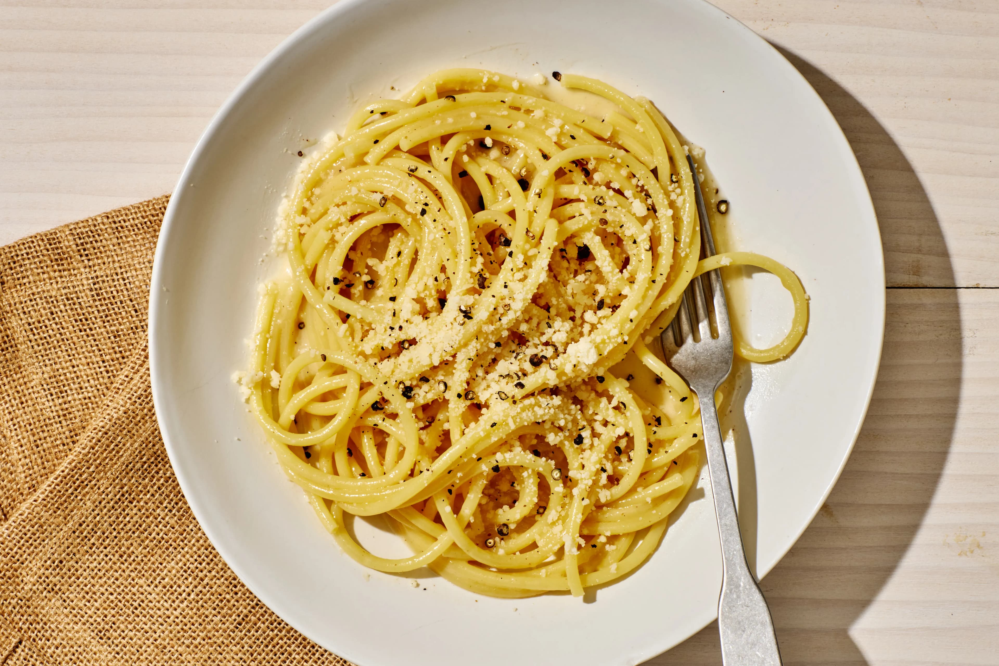 Cacio e Pepe hero image
