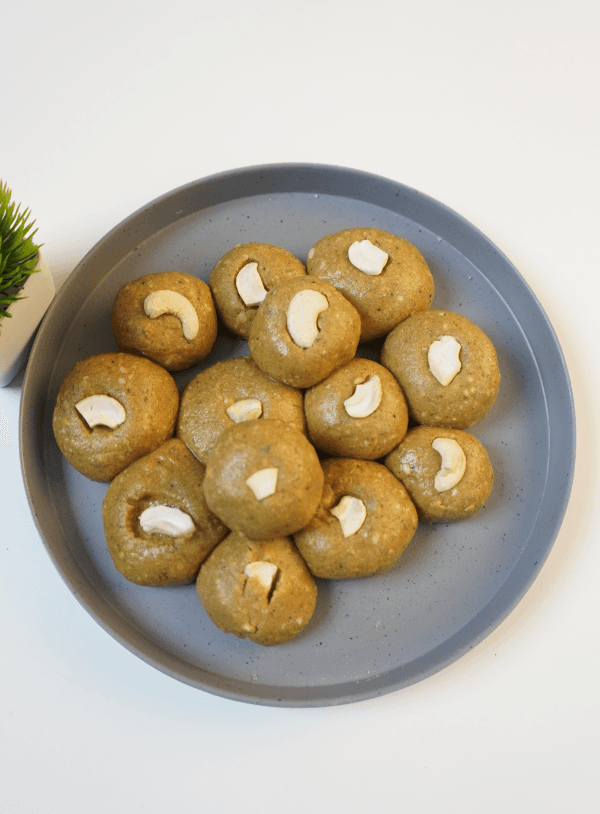 Besan Laddu hero image