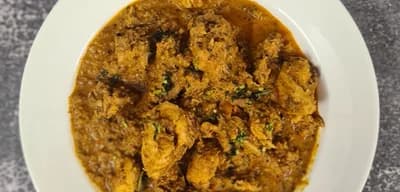 Chicken Gravy Maharashtrian Style recipe