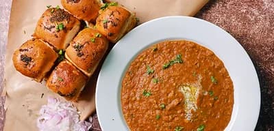 Mumbai Street Style Pav Bhaji recipe