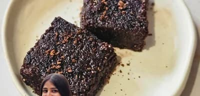 Fudge Brownies by Varshitha recipe