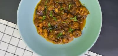 Mushroom Ghee Roast (Requires Blender) recipe
