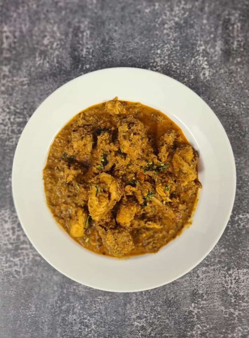 Chicken Gravy Maharashtrian Style recipe