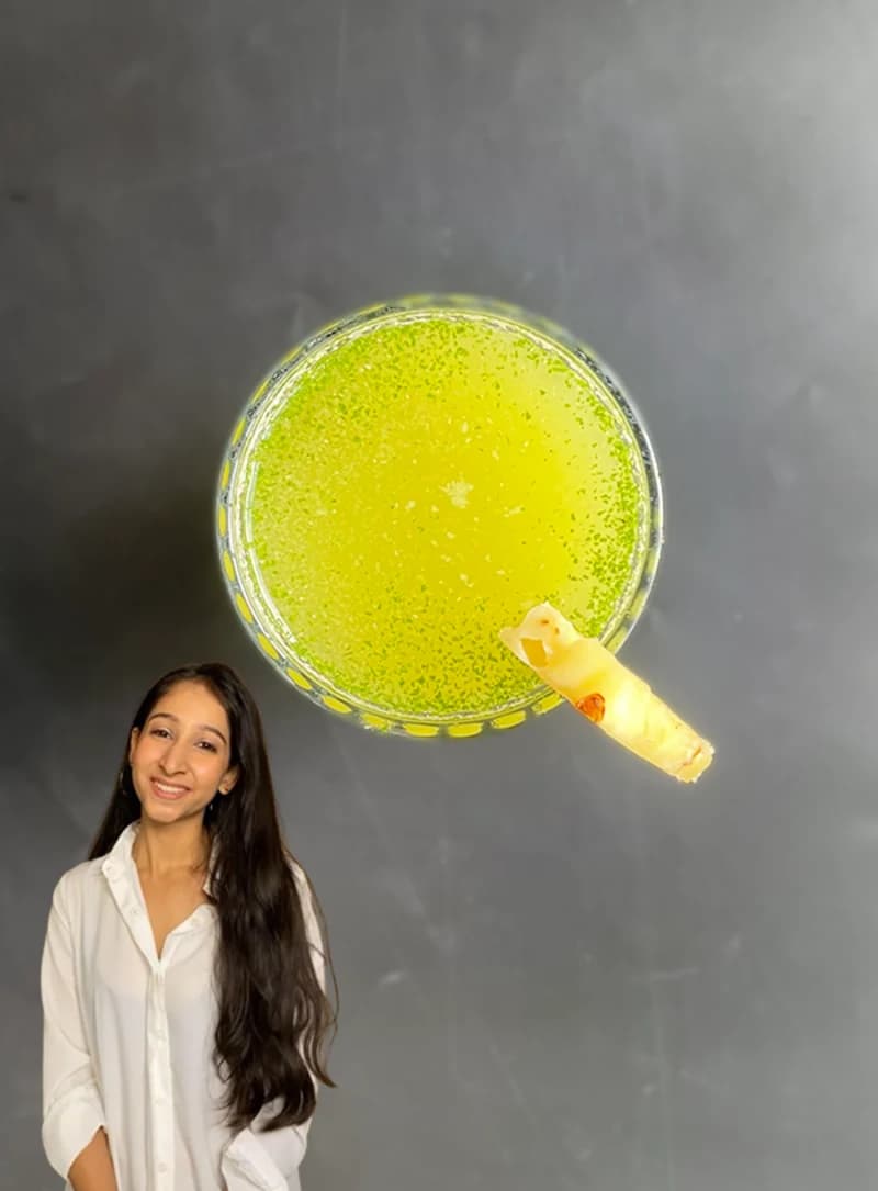 Tangy Pineapple Golgappa Drink By Vaishali recipe