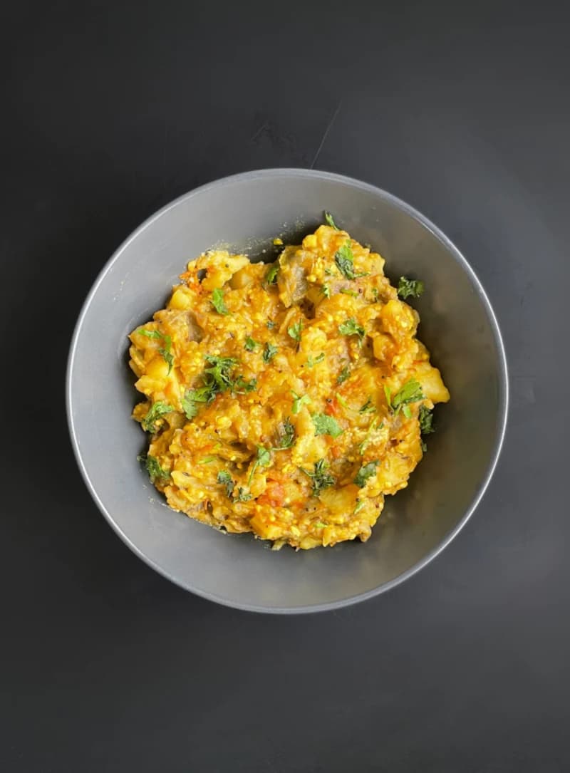 Ringana Bateta Nu Shaak (Aloo Baingan) recipe