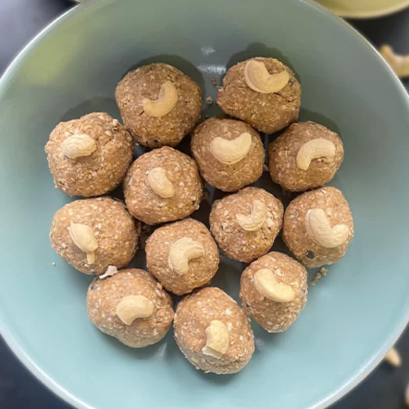 Oats and Raisins Laddoo recipe