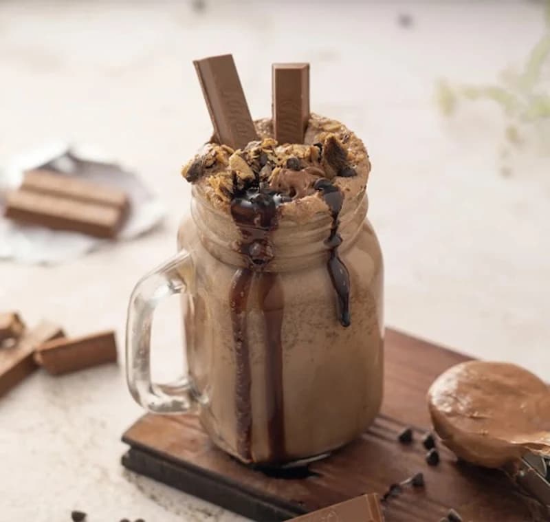 KitKat Milkshake recipe